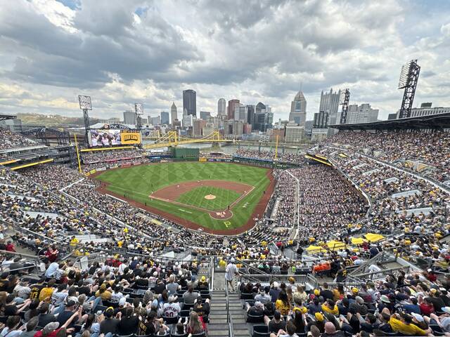 Police charge 6 in Pens, Pirates ticket scam conspiracy targeting charity for kids