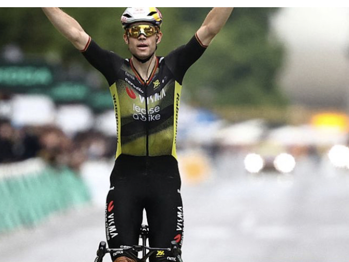Sarah de Bie over haar man Wout van Aert: Ondanks de overwinning blijft hij hard werken